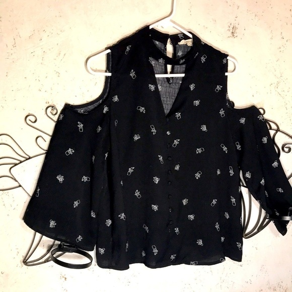 Womens Lightweight 3/4 Sleeve Cold Shoulder Button Down Top by SWEET WANDERER - Picture 2 of 9